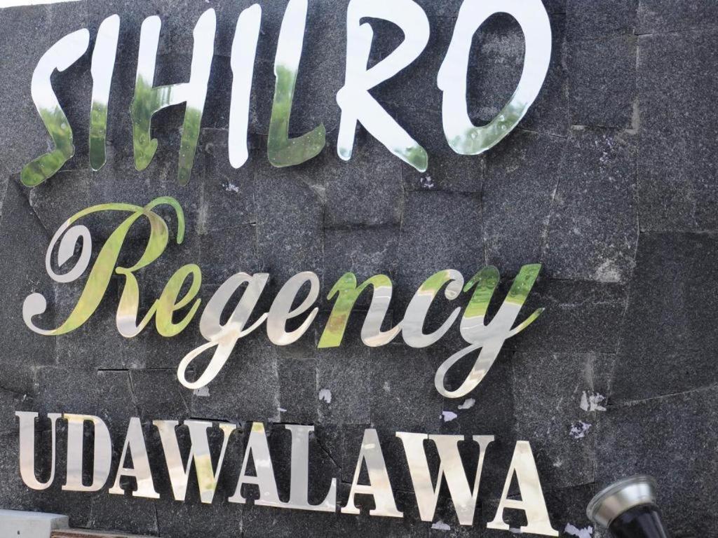 Sihilro Regency Hotel Udawalawe Exterior foto