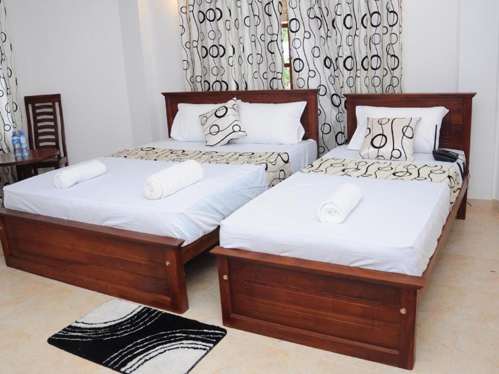 Sihilro Regency Hotel Udawalawe Exterior foto