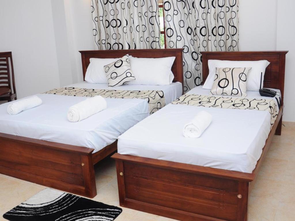 Sihilro Regency Hotel Udawalawe Exterior foto